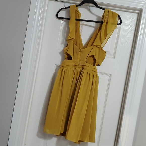 NWOT - Mustard Dress - Picture 2 of 6